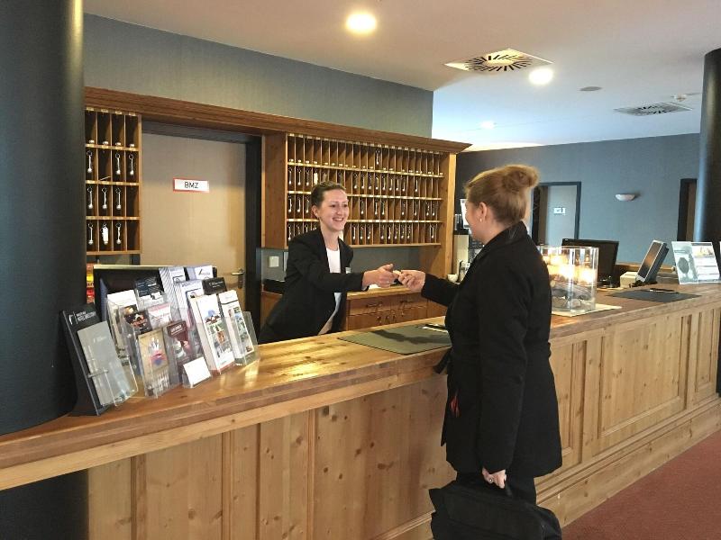 Van der Valk Hotel Hamburg-Wittenburg - Lobi