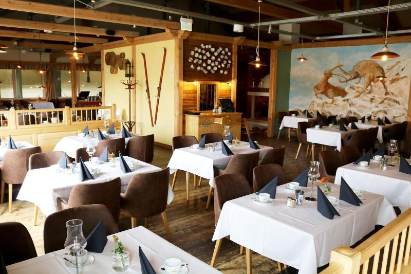 Van der Valk Hotel Hamburg-Wittenburg - Restoran