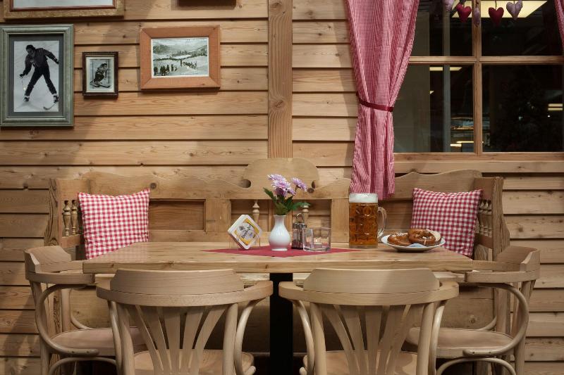Van der Valk Hotel Hamburg-Wittenburg - Restoran