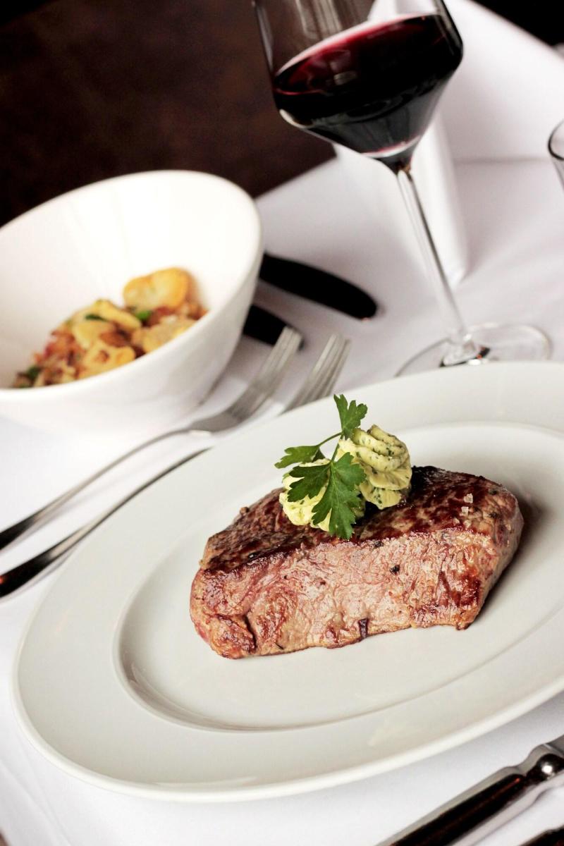 Van der Valk Hotel Hamburg-Wittenburg - Restoran