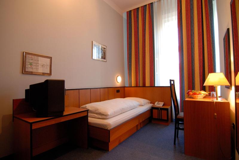 Drei Kronen Hotel Wien City - Oda