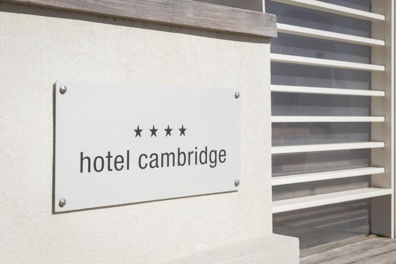 Hotel Cambridge - Genel