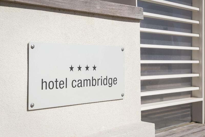Hotel Cambridge - Genel