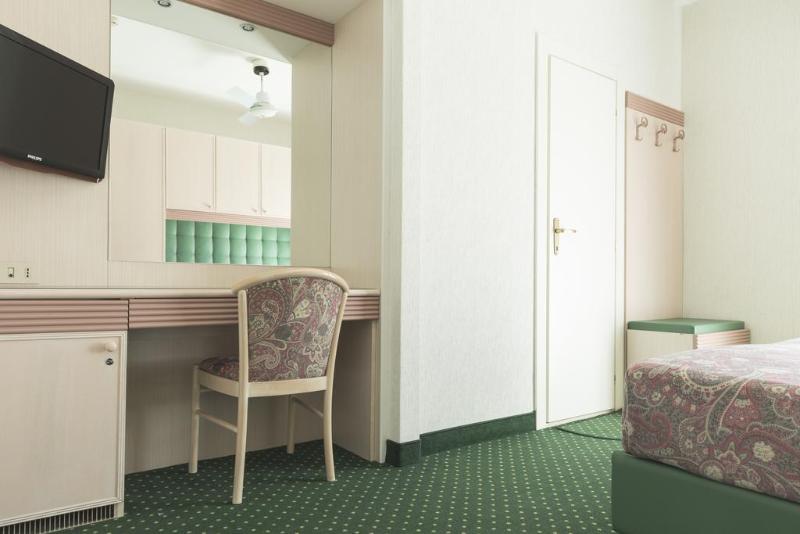 Hotel Cambridge - Oda