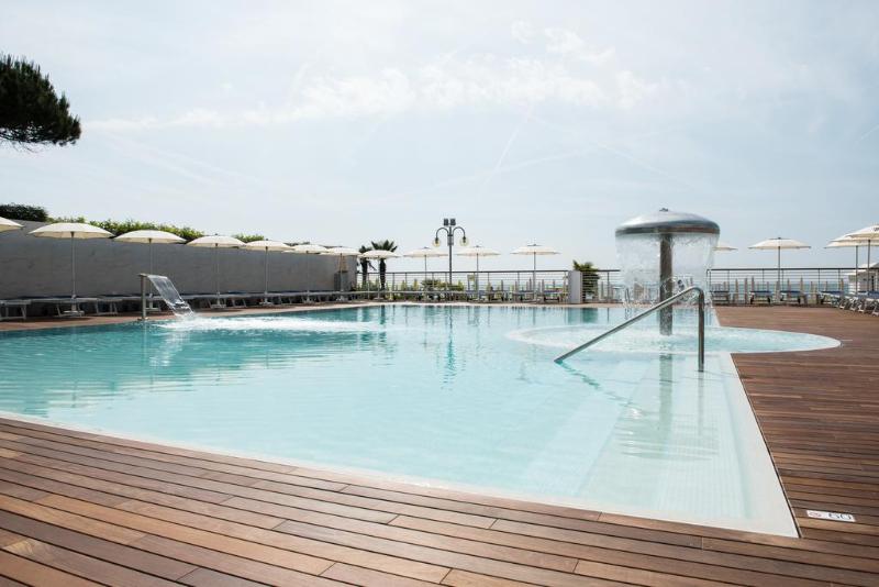 Hotel Cambridge - Havuz