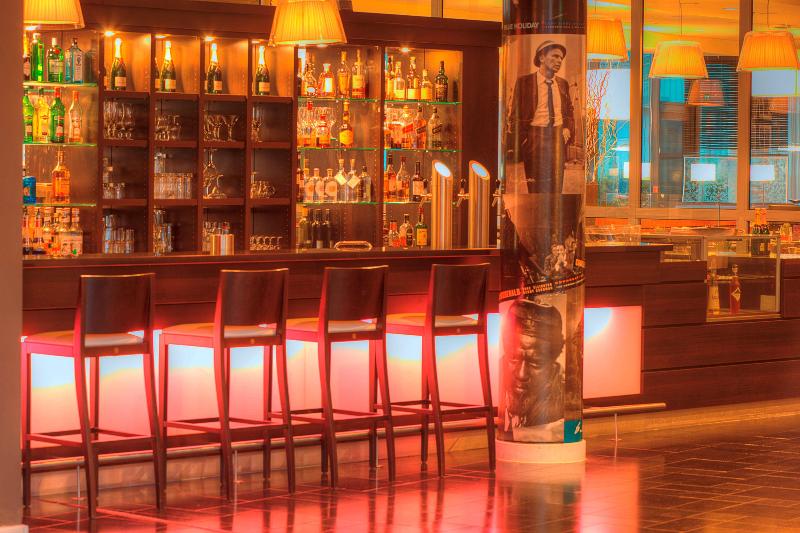 The Rilano Munich,Trademark Collection by Wyndham - Bar