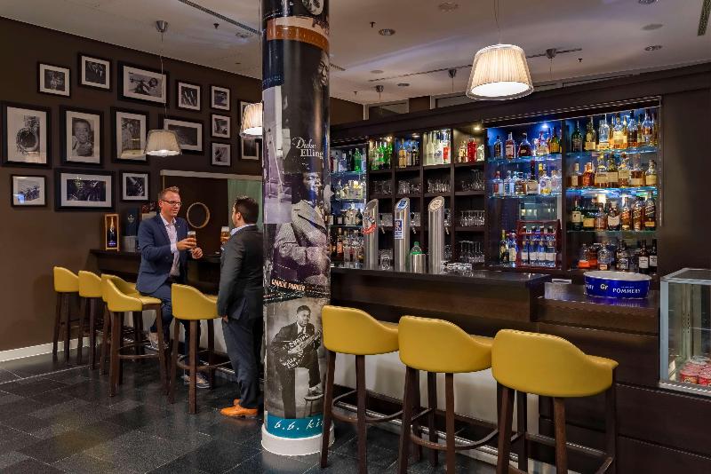 The Rilano Munich,Trademark Collection by Wyndham - Bar