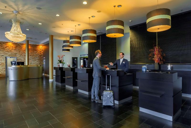 The Rilano Munich,Trademark Collection by Wyndham - Lobi