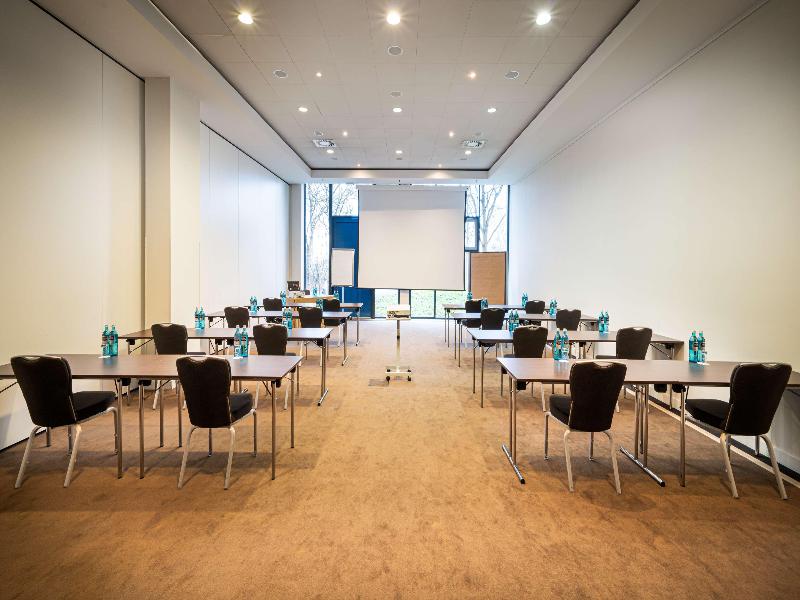 The Rilano Munich,Trademark Collection by Wyndham - Toplantı