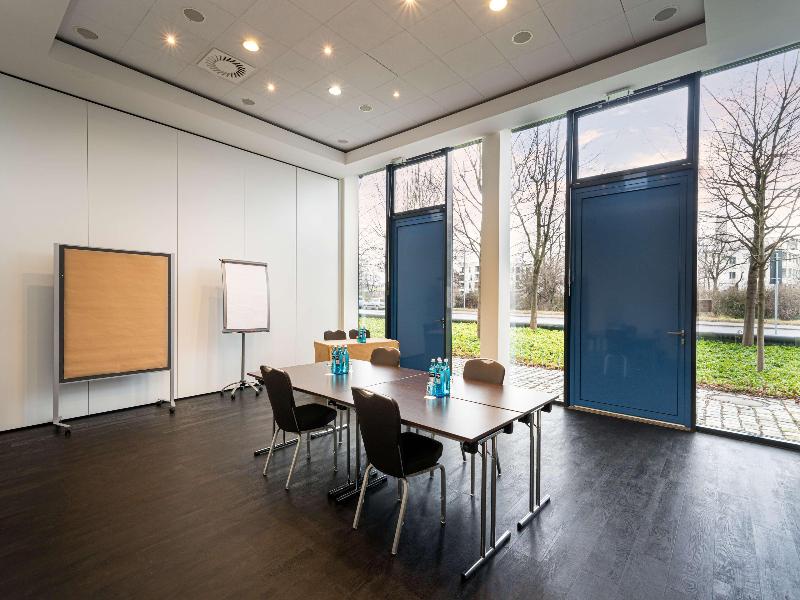 The Rilano Munich,Trademark Collection by Wyndham - Toplantı