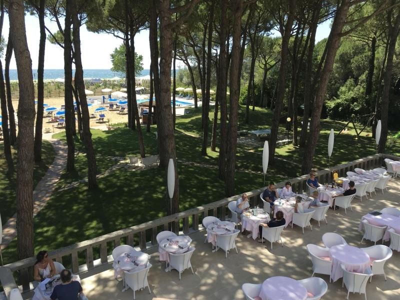 Beau Rivage Pineta - Restoran