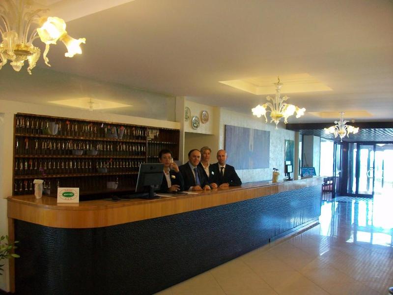 Hotel Caravelle & Minicaravelle - Lobi
