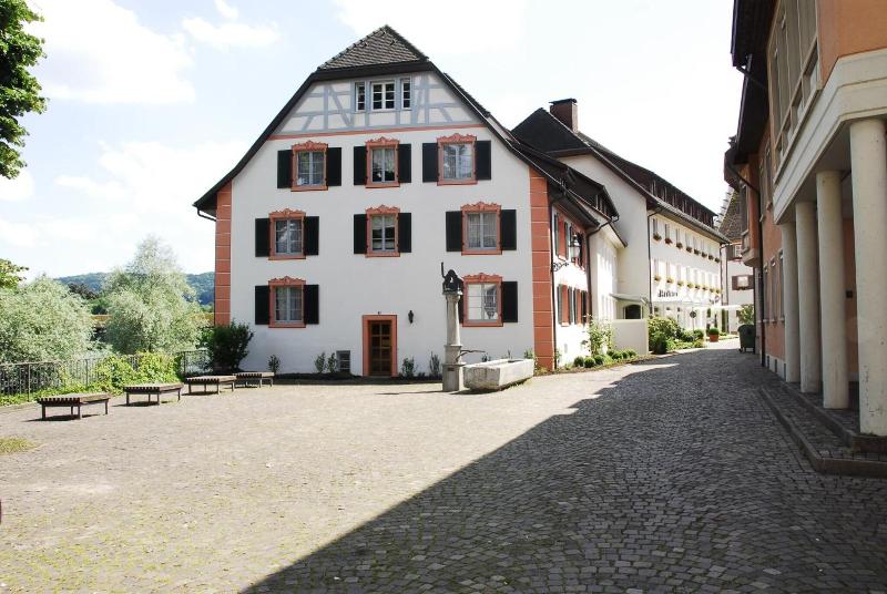 Hotel Goldener Knopf - Genel