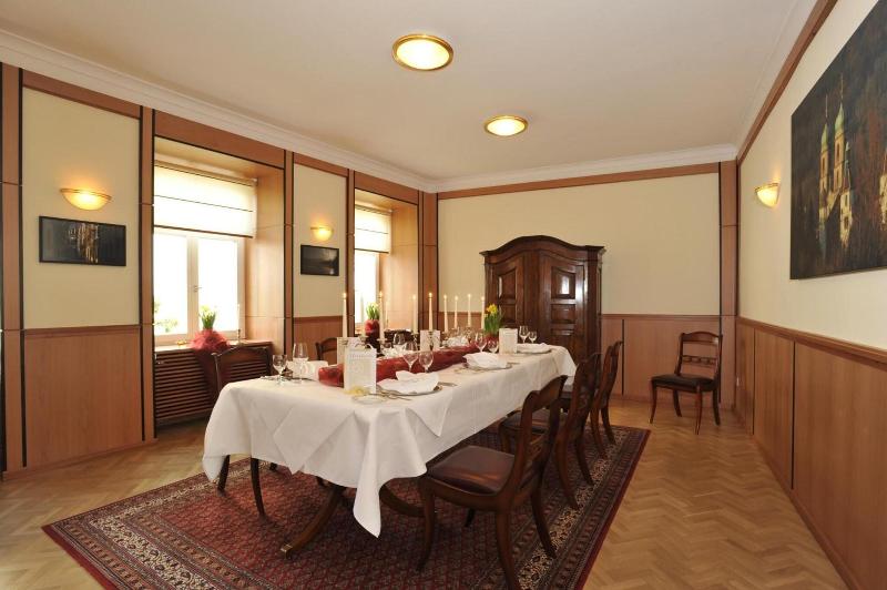 Hotel Goldener Knopf - Restoran