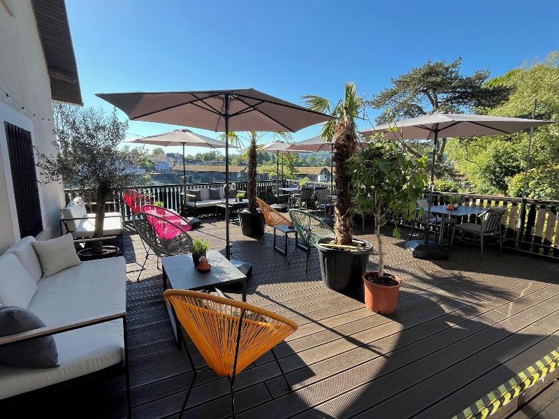 Hotel Goldener Knopf - Teras