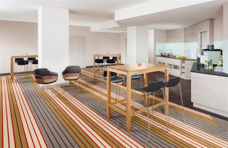 Residence Inn by Marriott Munich Central - Lobi