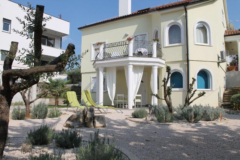 Villa Mandolina Apartments - Genel