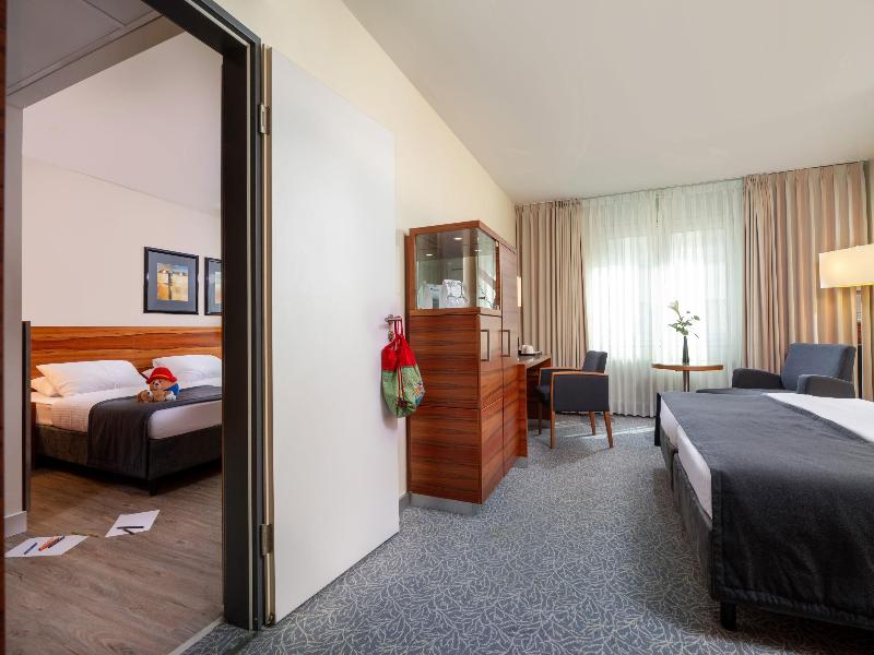 Maritim Hotel München - Oda