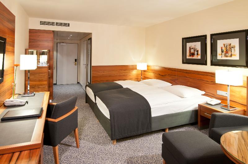 Maritim Hotel München - Oda