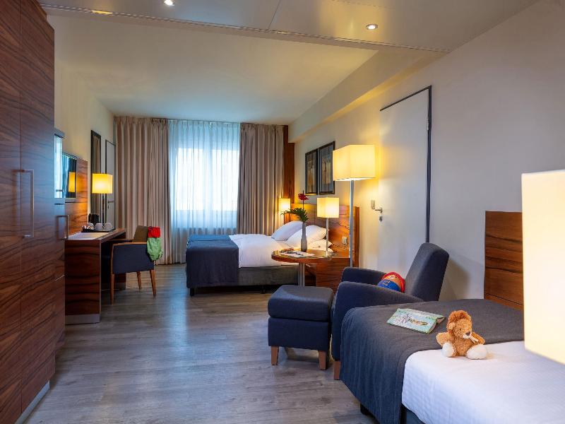 Maritim Hotel München - Oda