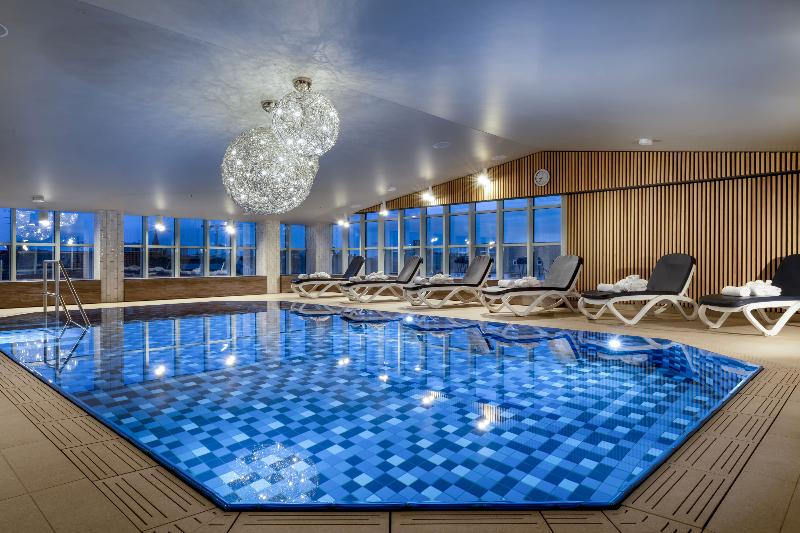 Maritim Hotel München - Havuz