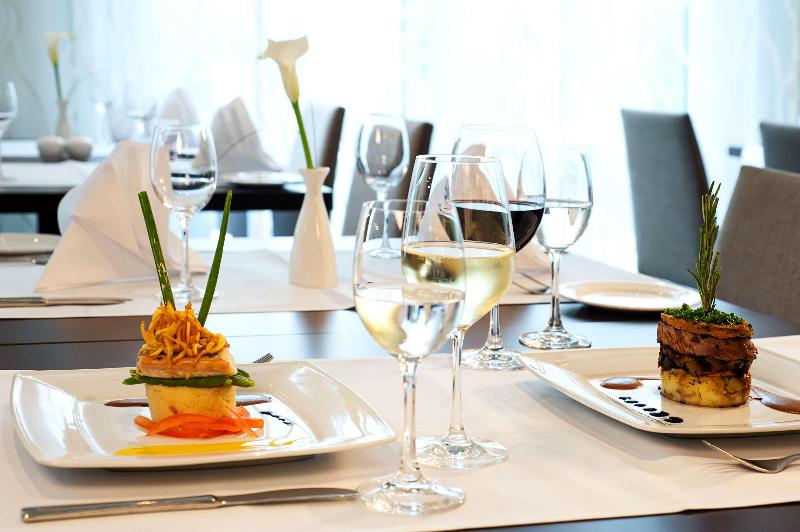 NH München Airport - Restoran