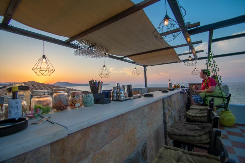 Agoulos Beach Hotel - Bar