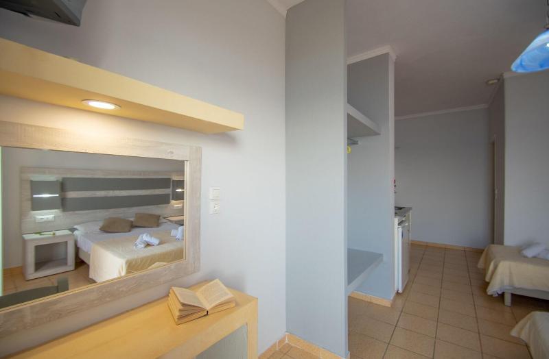 Agoulos Beach Hotel - Oda