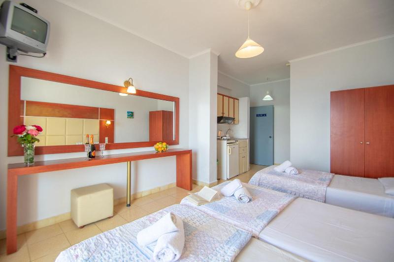 Agoulos Beach Hotel - Oda