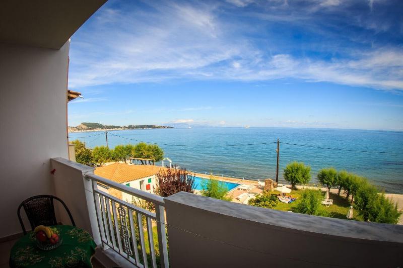 Agoulos Beach Hotel - Oda