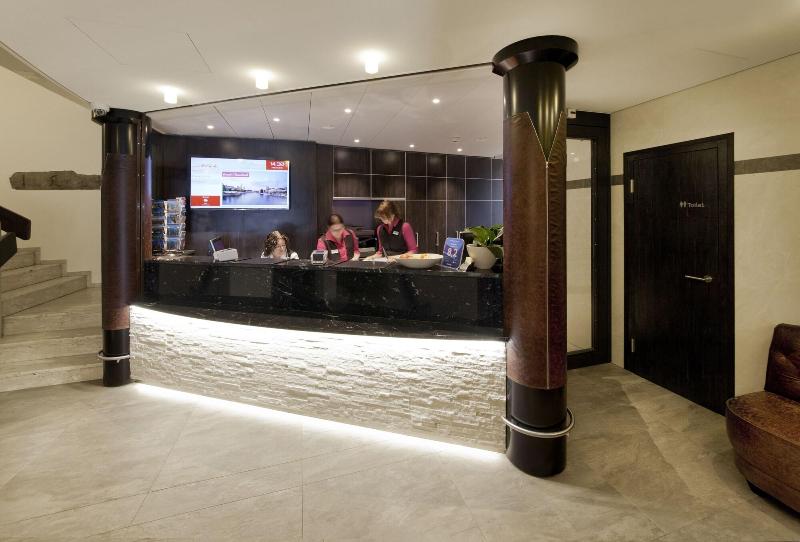 Alexander Guesthouse - Lobi