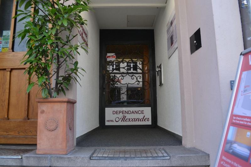 Alexander Guesthouse - Genel