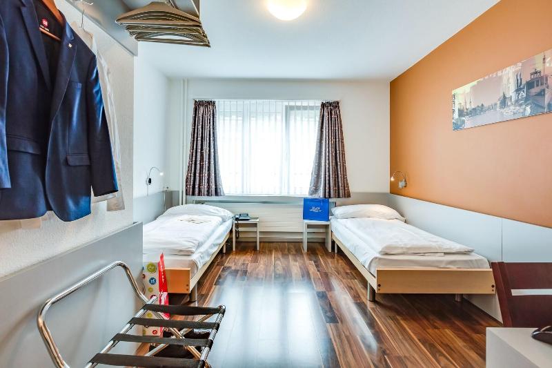 Alexander Guesthouse - Oda