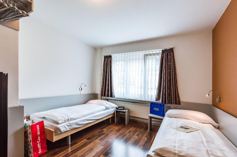 Alexander Guesthouse - Oda