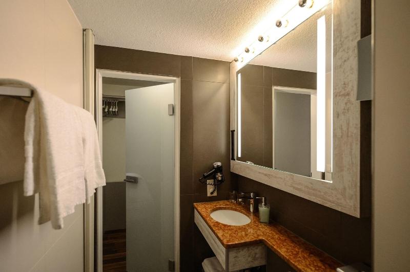 Alexander Guesthouse - Oda