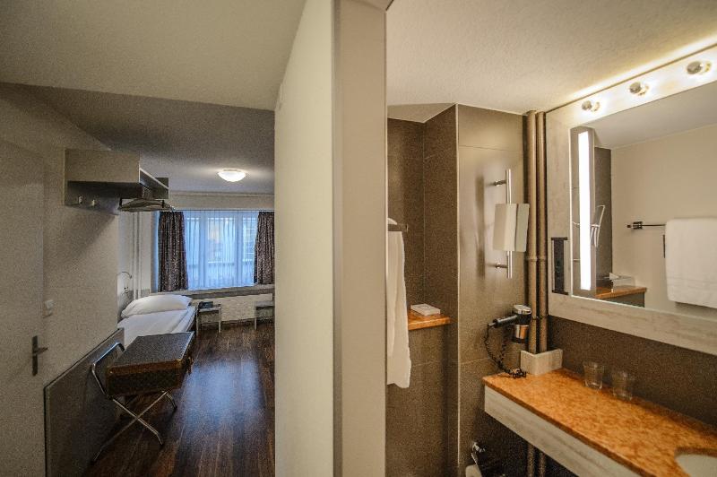 Alexander Guesthouse - Oda