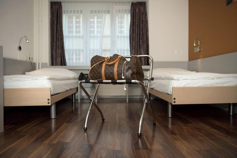 Alexander Guesthouse - Oda