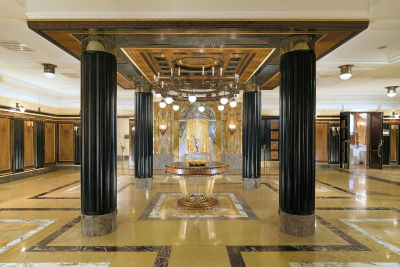 Le Meridien Grand Hotel Nurnberg - Lobi