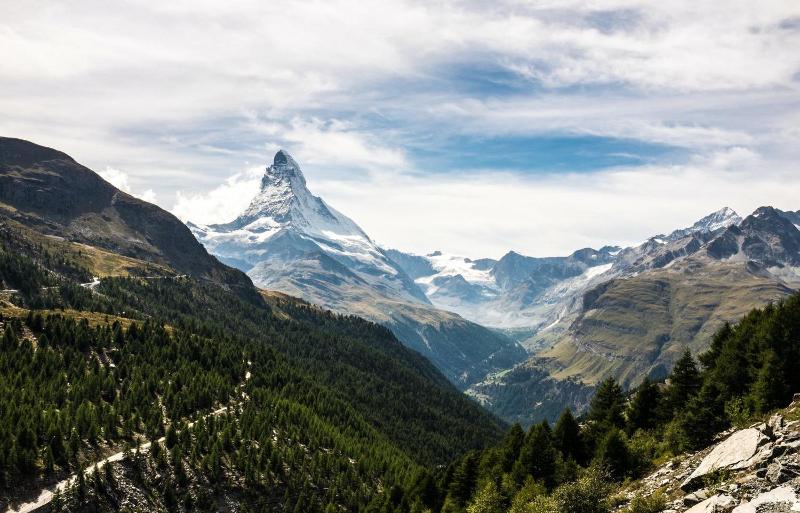 Derby Zermatt - Genel