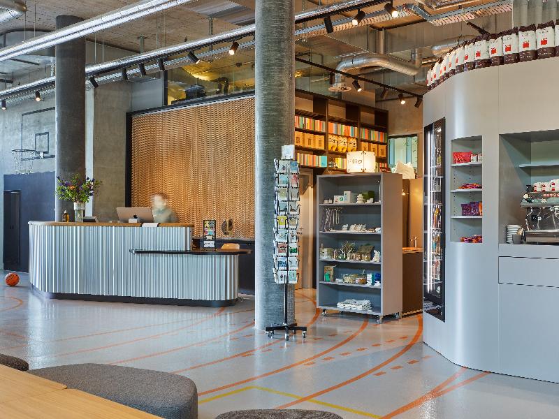 25hours Hotel Zurich West - Lobi