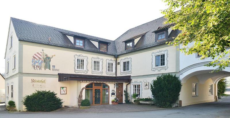 Klosterhof - Genel