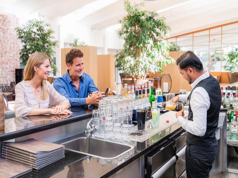 Vier Jahreszeiten Zingst - Bar