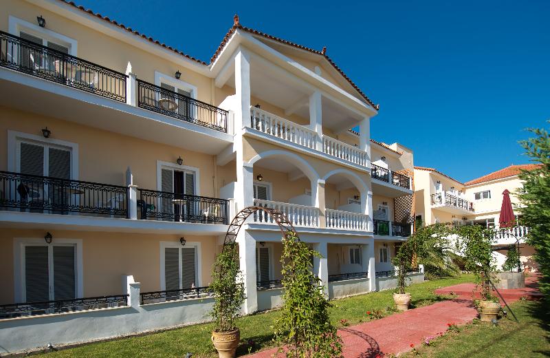 California Beach Hotel - Adults Only - Genel