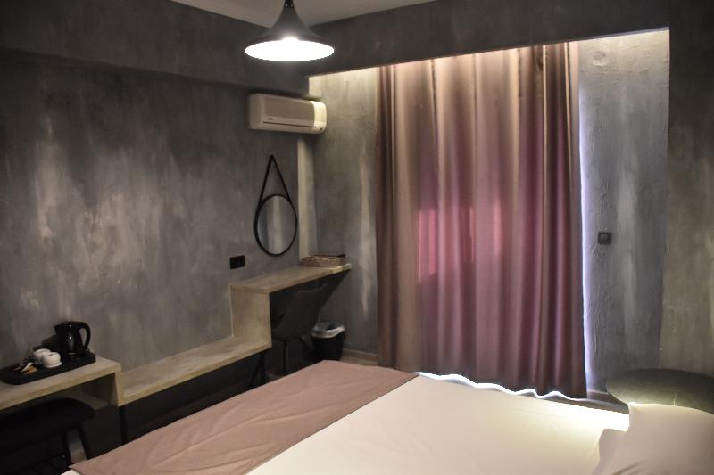 California Beach Hotel - Adults Only - Oda