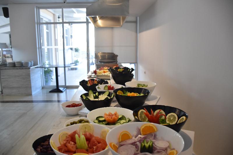 California Beach Hotel - Adults Only - Restoran
