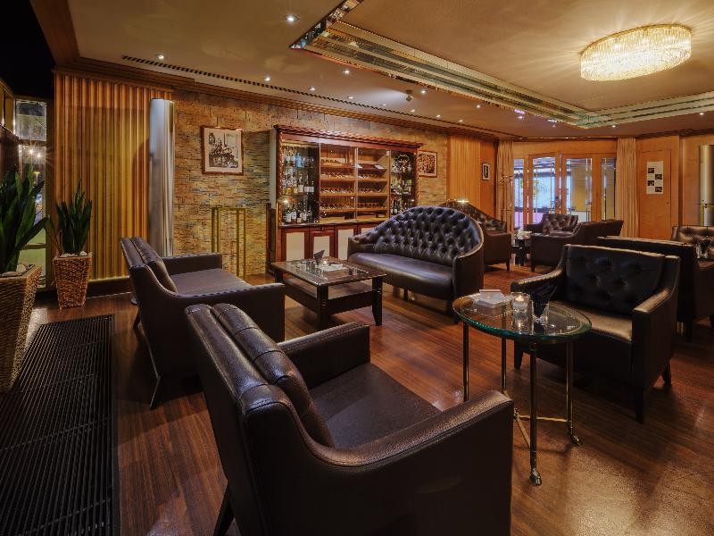 Steigenberger Graf Zeppelin - Bar