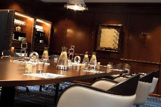 Renaissance Hamburg Hotel fotoÄŸrafÄ±