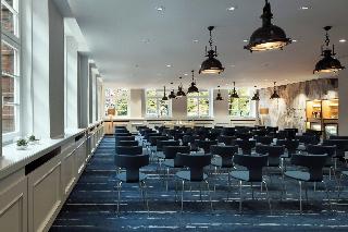 Renaissance Hamburg Hotel fotoÄŸrafÄ±