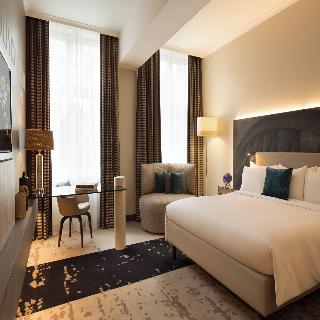 Renaissance Hamburg Hotel fotoÄŸrafÄ±