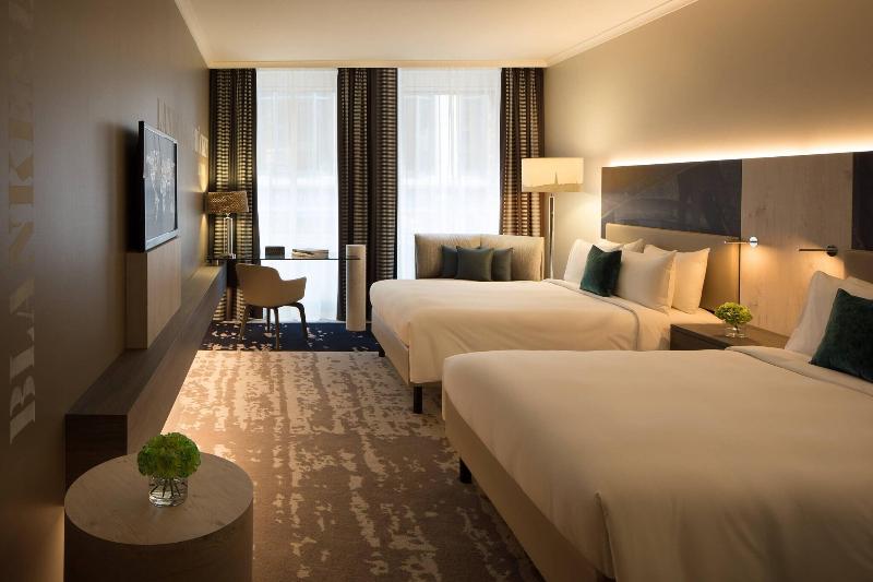 Renaissance Hamburg Hotel - Oda